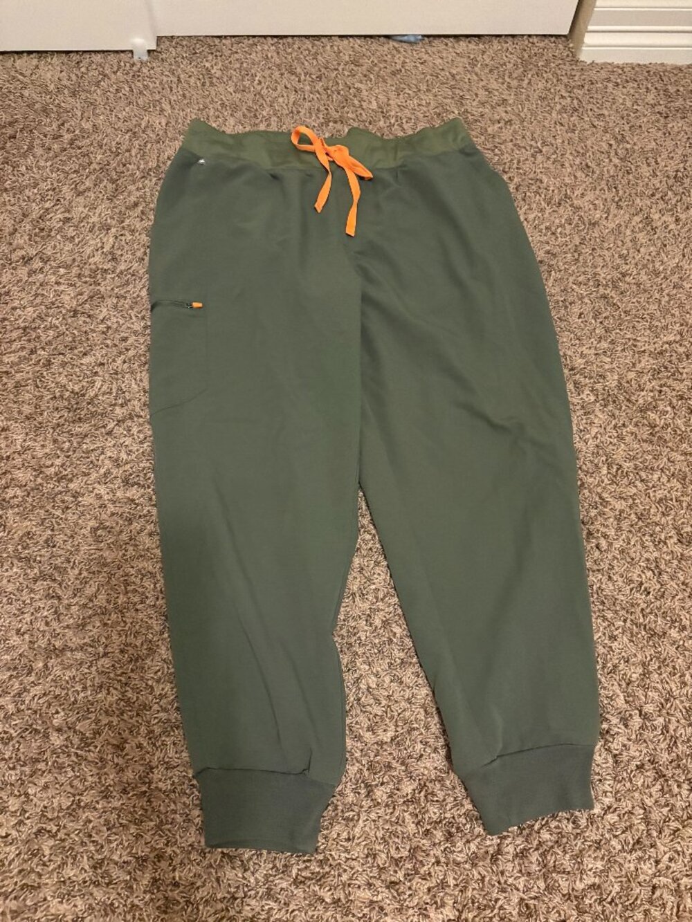 FIGS Technical Collection Scrub Pants 3XL Xtra Xtra Xtra Large Olive Green